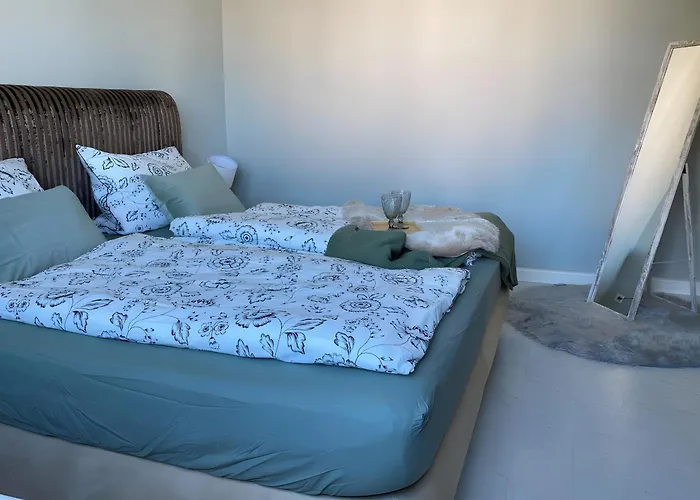 Ferienhaeuschen Gartenblick * Friedrichroda