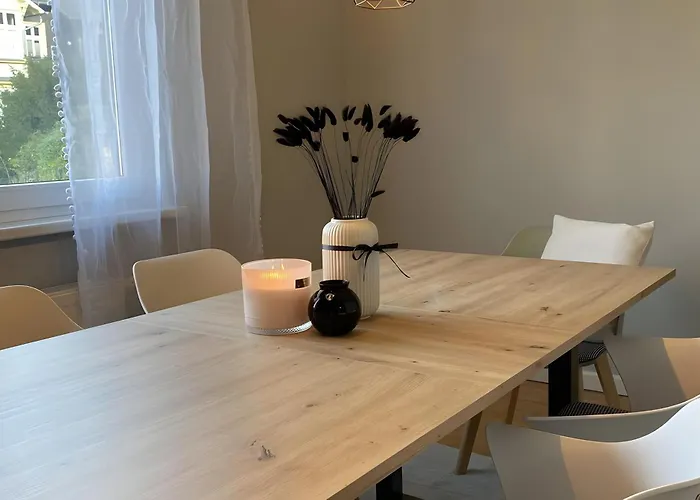 Ferienhaeuschen Gartenblick * Friedrichroda