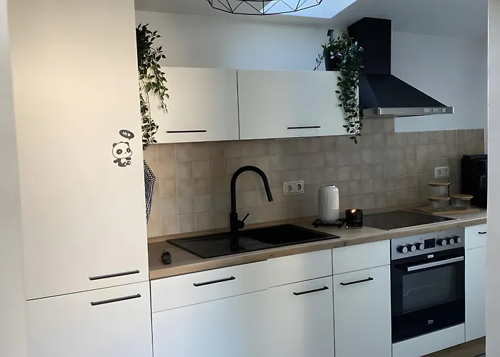 Ferienhaeuschen Gartenblick * Friedrichroda